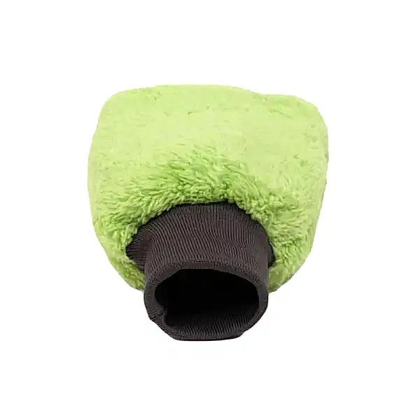 Mikrofiber oto yıkama eldiveni, yeşil renkli, astarlı araç cilalama ve temizleme için ideal.
