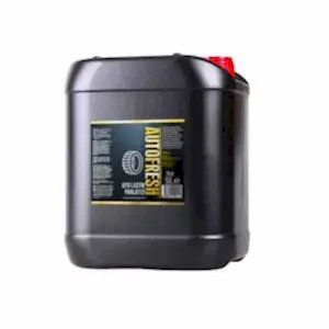 Autofresh oto lastik parlatıcı, 5 litre, uygulama süngeri hediyeli, folyolu kapak ile güvenli kullanım sağlar.