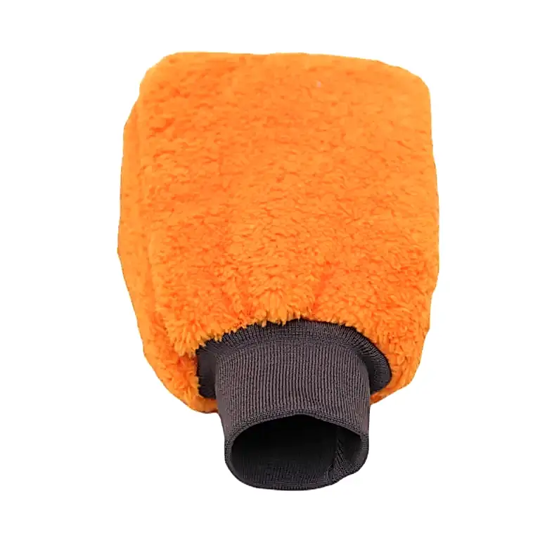 Autofresh Welsoft oto yıkama eldiveni, turuncu renkli astarlı mikrofiber yapı ile araç temizliği ve cilası için ideal.